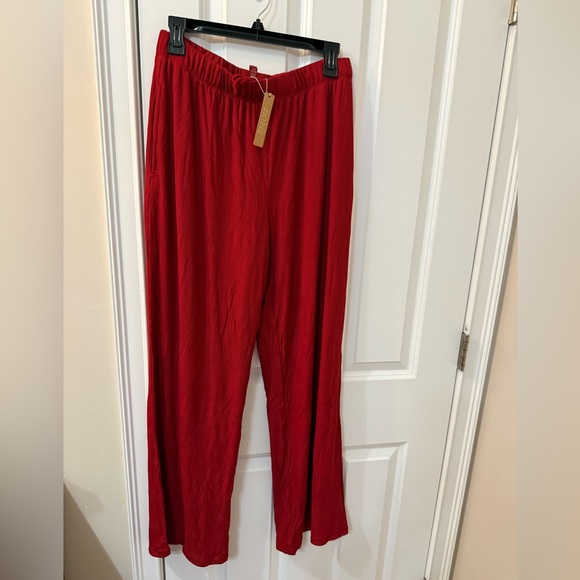 NWT SKIMS Soft Lounge Pants in size Medium and XS in Brick Red - Picture 2 of 5